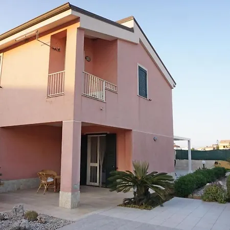 House Alegiu Marzamemi *